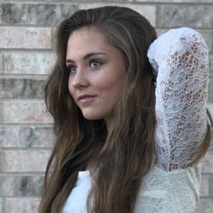 Meet your Posher, Sidney